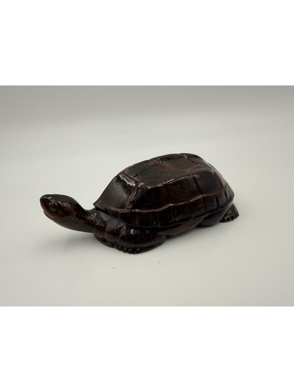 ANTIQUE VINTAGE WOOD CARVED TURTLE LACQUERED TRINKET BOX